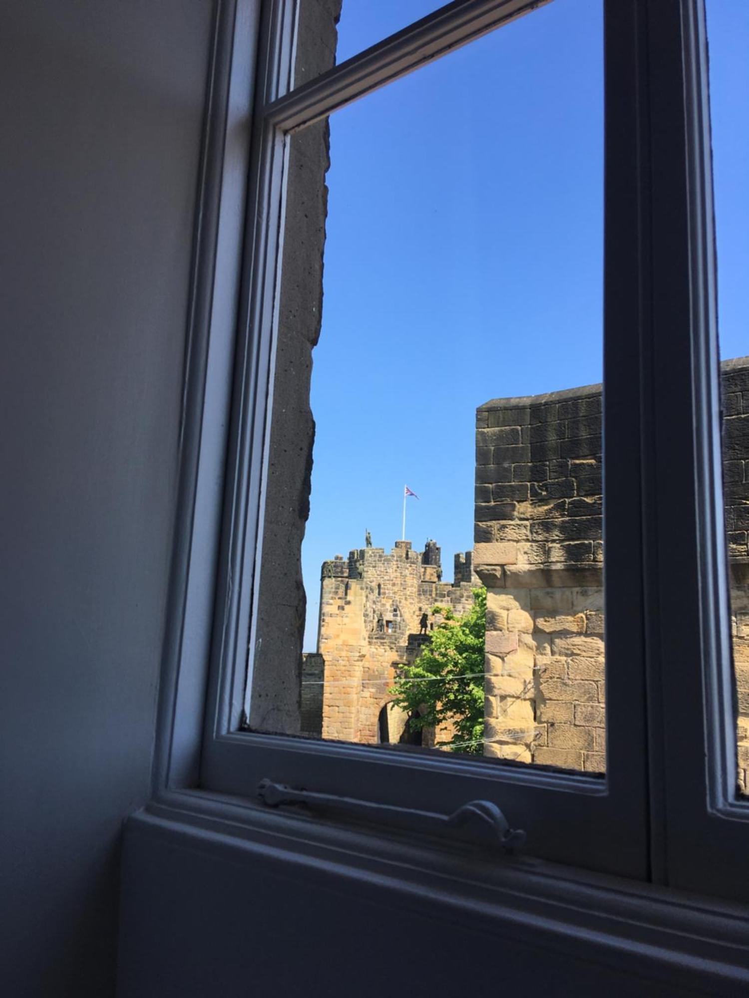 Castle Retreat - Luxury Apartment Opposite Alnwick Castle Exterior foto